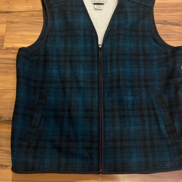LL Bean Wool Vest Green Buffalo Plaid Hunting Mens Xl Tall Sherpa Lined. - Picture 2 of 13